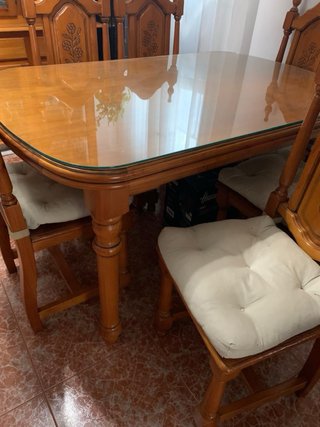 Mesa de comedor EXTENSIBLE con 6 sillas de madera