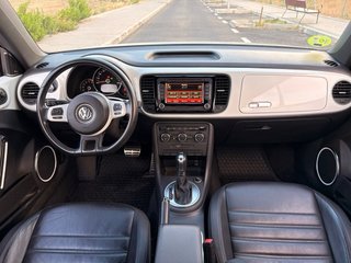 Volkswagen Beetle 2011