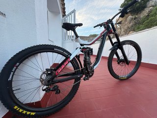 Giant Glory 2018 Talla L - Mullet