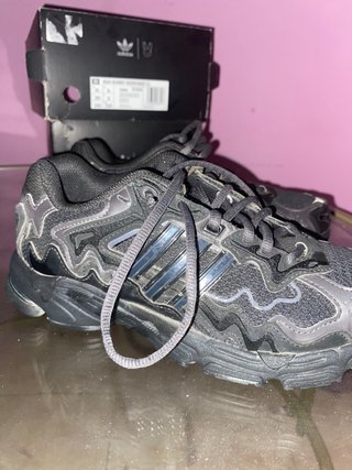 Zapatillas Adidas bad bunny response Hombre Negra
