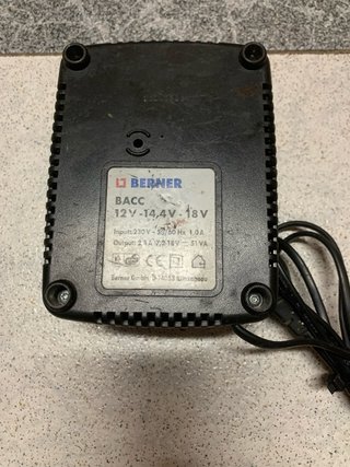 Cargador Batería Destornillador Eléctrico