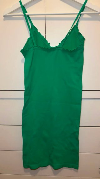 Top tirantes Bershka verde XS