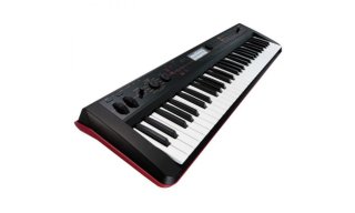 Teclado Korg Kross