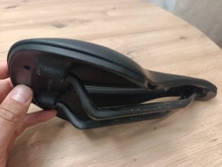 Sillín Bontrager Verse Pro 145 Carbono
