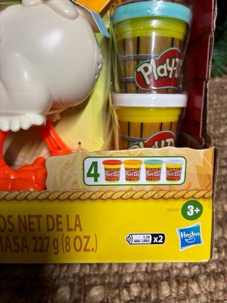 Play-Doh Animal Crew Gallina Cluck-A-Dee