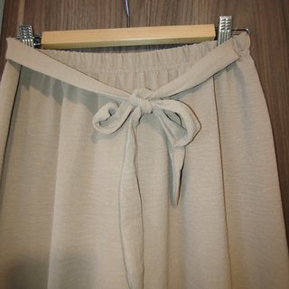 Pantalón ancho marrón