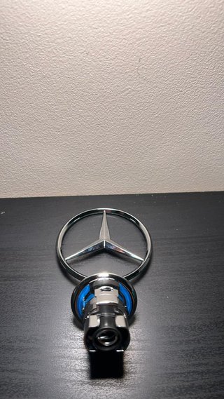 Estrella Mercedes Cromada