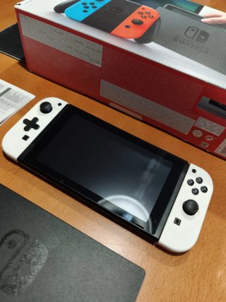 Nintendo Switch Blanca Completa