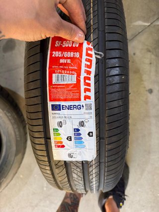 Neumático Sunfull SF-500 205/60R16 96V