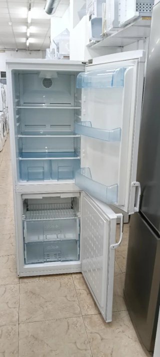 NEVERA COMBI BEKO NO FROST ENERGÍA A+