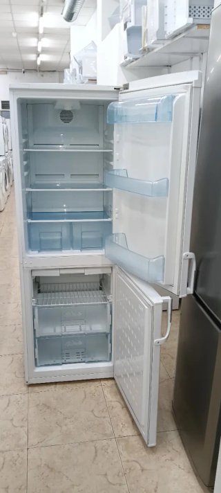 NEVERA COMBI BEKO NO FROST ENERGÍA A+