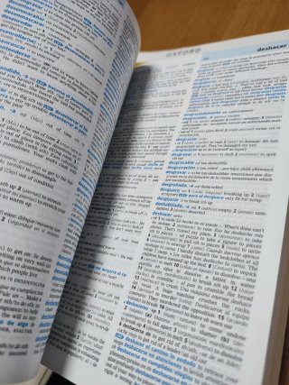 Diccionario Oxford Study para estudiantes inglés.