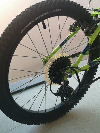 Bicicleta Rockrider ST500 niño 6-9 años