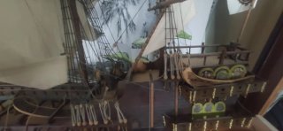 Maqueta de barco de madera