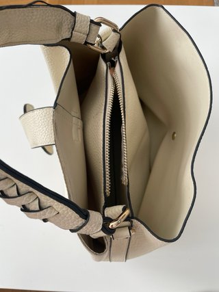 Bolso blanco vintage con asa trenzada