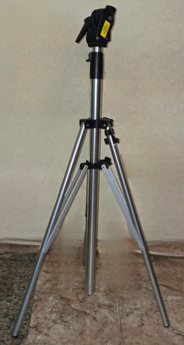Set di treppiedi Manfrotto 144, 420 e Minolta MX700