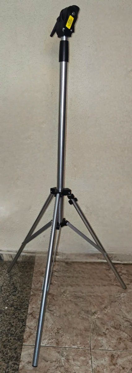 Set di treppiedi Manfrotto 144, 420 e Minolta MX700