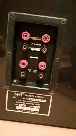 Subwoofer NHT A-350 SW-2P Pasivo Negro