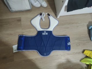 Peto protección Daedo Taekwondo - Azul y Blanco ta