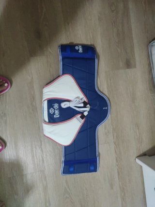 Peto protección Daedo Taekwondo - Azul y Blanco ta