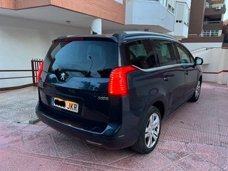 Peugeot 5008 2014