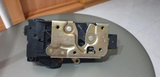 Cerradura Puerta Derecha Delantera Ford focus mk1