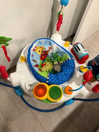 Saltarín Musical Baby Einstein 360°