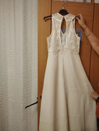 Vestido de fiesta blanco con encaje