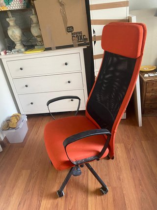 Silla de oficina IKEA MARKUS Roja
