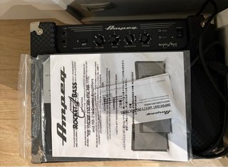Ampeg Rocket Bass RB-108 Amplificador Bajo