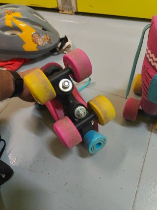 Patines Roces con casco y y mochila de regalo