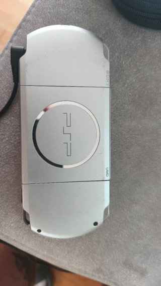 Sony PSP 3004 color plata