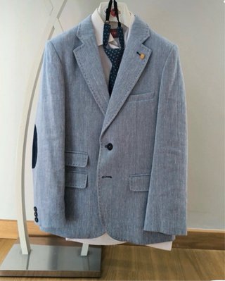 Traje azul Varones Talla 12 Años No corbata