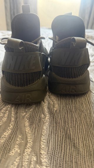 Zapatillas Nike Huarache Verde Oliva