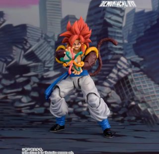 Figura DragonBall Gogeta SSJ4 DemoFit Sh Figuarts