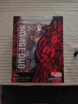 Figura DragonBall Gogeta SSJ4 DemoFit Sh Figuarts