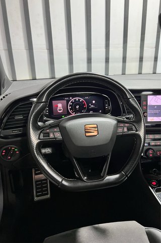 SEAT Leon Cupra 300