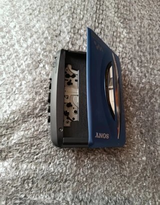 Walkman Sony WM-FX195 FM/AM Cassette Player