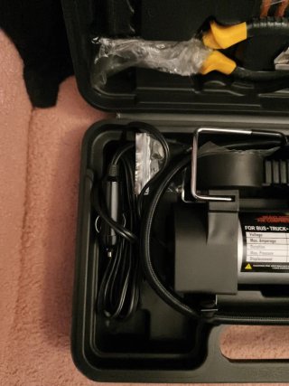 Kit compresor y herramientas