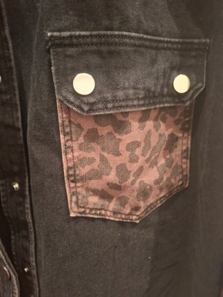 Chaqueta vaquera combinada leopardo