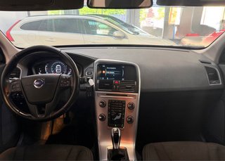 Volvo XC60 D3 150cv UNICO DUEÑO CON LIBRO