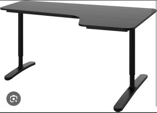Mesa esquinera Ikea Bekant Negra