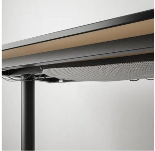 Mesa esquinera Ikea Bekant Negra