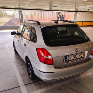 Skoda Fabia 1.6 TDI – 90 cv – 2012 – Nacional