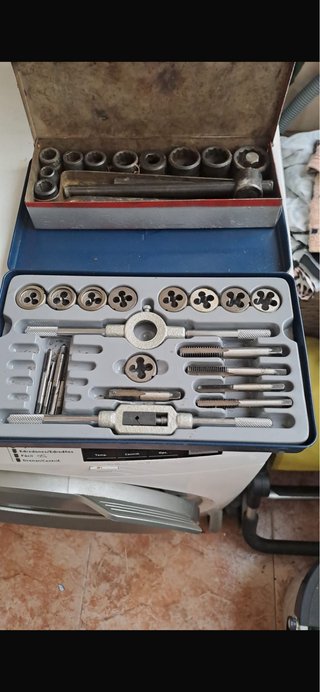 Juego de machos y terrajas