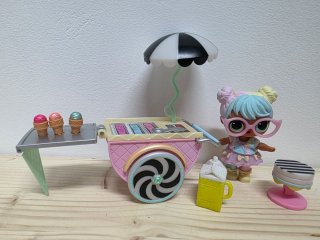 Heladería LOL Surprise con accesorios