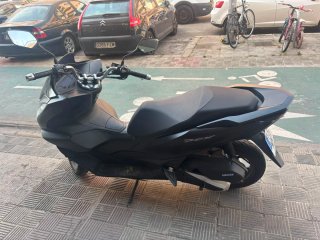 Honda PCX 125 Negra - Impecable