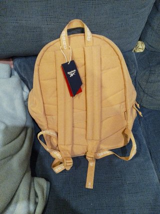 Mochila Reebok rosa nueva sin estrenar