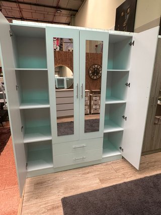 Armario 4 puertas blanco y madera