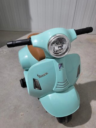 Moto Eléctrica Infantil Vespa Azul